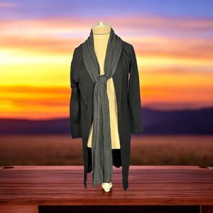 Anna's Pull Open Cardigan Built in Scarf Black & Gray Chic Made in Italy Small